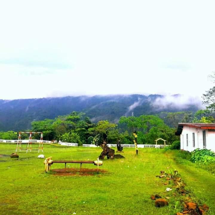 Jaintia Hill Resort Latu Zewnętrze zdjęcie